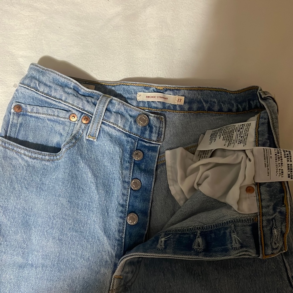 Levi’s rib cage straight jeans